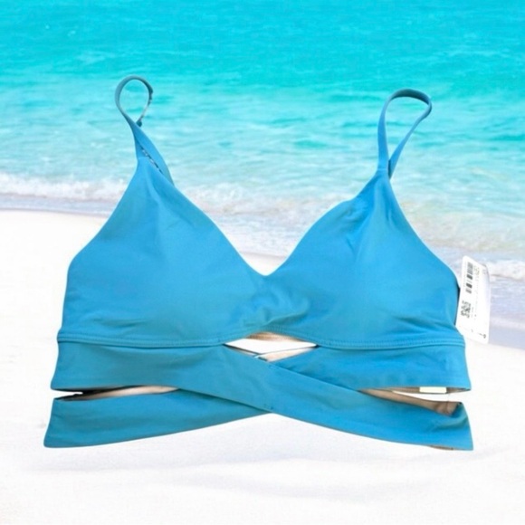 🆕🍋Lululemon V-Neck Crossover Underband Bra • Marlin Blue • Size 6 / Small • NWT